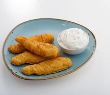 Куриные стрипсы с соусом свит чили