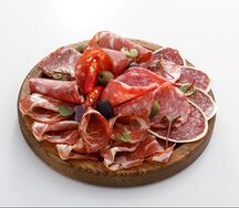 Мясная тарелка