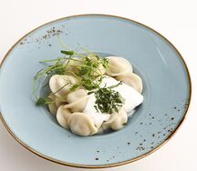 Детские пельмешки со сметаной