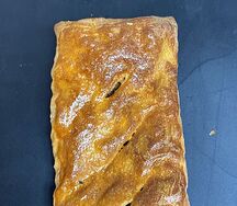 Сосиска с томатным соусом