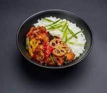 Курица с овощами и соусом терияки