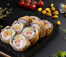 Темпура ролл с морепродуктами