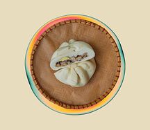 Булочка Бань Бао с курицей