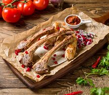 Корейка баранья с куриным люля