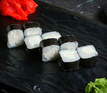 Сяке чиз маки