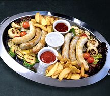 Фирменные колбаски Большой микс