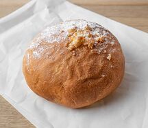 Булочка сладкая