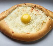 Хачапури по-аджарски