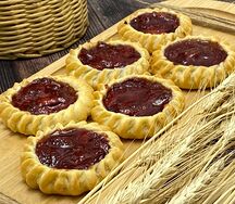 С клубникой
