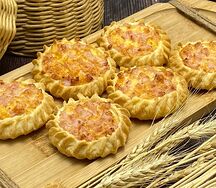 С ветчиной и сыром
