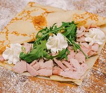 С тунцом
