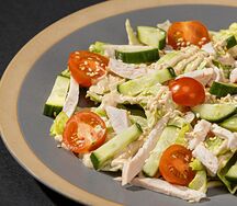Салат с копченой курицей