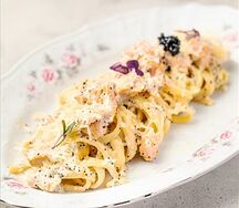 Паста с кетой и маком
