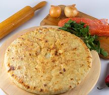 Осетинский пирог с сёмгой