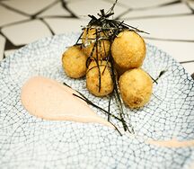 Шарики из креветок, сыра и шиитаке
