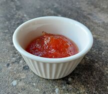 Мармелад, сладкий перец и чили