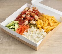 Ланч бокс с курицей и фри