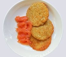 Драники с лососем