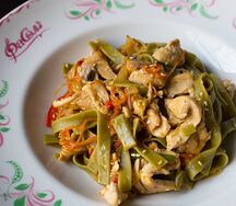 Курица с кунжутом