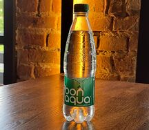 BonAqua среднегазированная