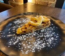 Momoo Apple Pie