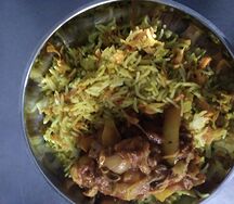 Жареный рис с курицей масала