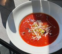 Суп Гаспачо с сальсой из огурца