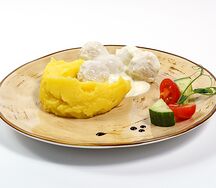 Фрикадельки куриные с пюре