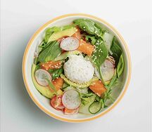 Салат с лососем