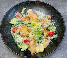 Цезарь с цыплёнком