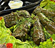 Долма на винoградных листьях