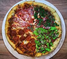 Пицца ассорти Цезарь, Пепперони, Маргарита, с ветчиной