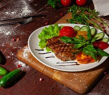 Стейк из говяжьей вырезки