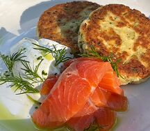 Сырники с зеленым луком и форелью