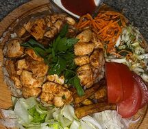 Курица с рисом и овощами