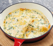 Запечённые блинчики с курицей и беконом
