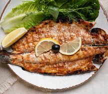 Запеченная форель с овощами