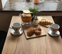 Круассан с сыром и ветчиной