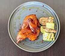 Половинка цыпленка с хрустящей корочкой