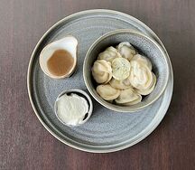 Домашние пельмени с бульоном