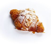 Миндальный круассан