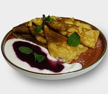 Блины со сметаной и вареньем