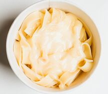 Паста с сыром раклет и трюфельным маслом