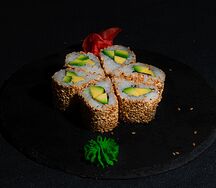 Ролл Маки с авокадо