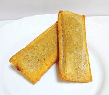 Пирожок с вишней