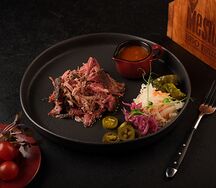 Рваная свинина