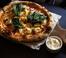 Пицца Курица-артишоки