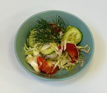 Салат из свежей капусты с овощами