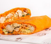 Шаурма куриная в сырном лаваше