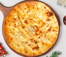 Пирог с курицей и сыром